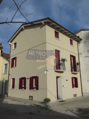 fianco - UNIFAM. AFFIANCATA CARRè (VI)